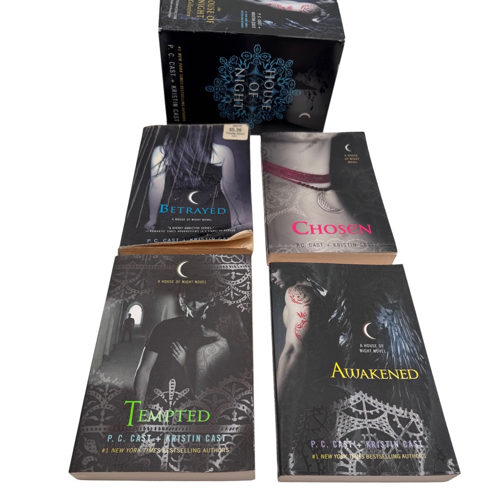 House of Night Cast's Novels 4 Book Lot Set Betrayed Chosen Awakened Tempted